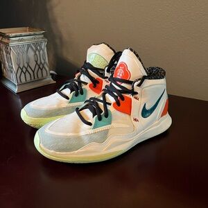 Boys Nike Kyrie Infinity Chinese New Year size 5
